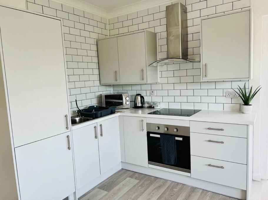 2 Bedroom Holiday Home In The Heart Of West Wales St Clears Exterior foto